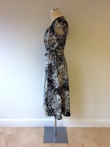 MONSOON BLACK & WHITE FLORAL PRINT WRAP DRESS SIZE 8 - Whispers Dress Agency - Womens Dresses - 3