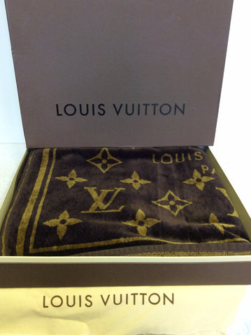 100% AUTHENTIC LOUIS VUITTON BROWN CLASSIC LUXURY MONOGRAM TOWEL - Whispers Dress Agency - Sold - 2