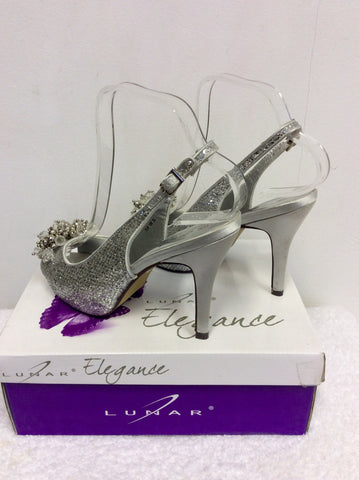 BRAND NEW LUNAR ELEGANCE SILVER PEEPTOE SLINGBACK HEELS SIZE 5/38