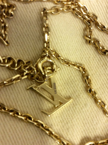 LOUIS VUITTON PINK INCLUSION HEART PENDANT