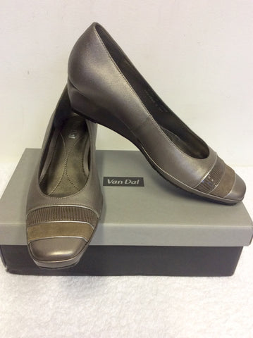 BRAND NEW VAN DAL PEWTER LEATHER WEDGE HEELS SIZE 5.5 /38