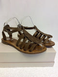 TOAST TAN BROWN LEATHER FLAT SANDALS SIZE 5/38