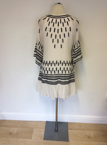 MATTHEW WILLIAMSON WHITE & BLACK EMBROIDERED SILK DRESS SIZE 4 UK 8/10
