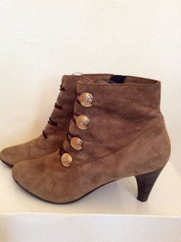 Clarks Light Brown Suede Button Trim Ankle Boots Size 5.5/38.5 - Whispers Dress Agency - Sold - 3