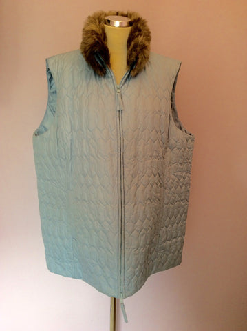 Liz Claibourne Light Blue Faux Fur Collar Gilet Size XXL - Whispers Dress Agency - Womens Gilets & Body Warmers - 1