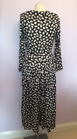 Vintage Jaeger Black & White Print Wide Neck Dress Size 10 - Whispers Dress Agency - Sold - 4