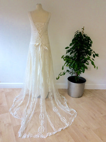 Beautiful Ivory Embroidered & Beaded Lace Wedding Dress With Train Size UK 6/8 - Whispers Dress Agency - Womens Dresses - 5