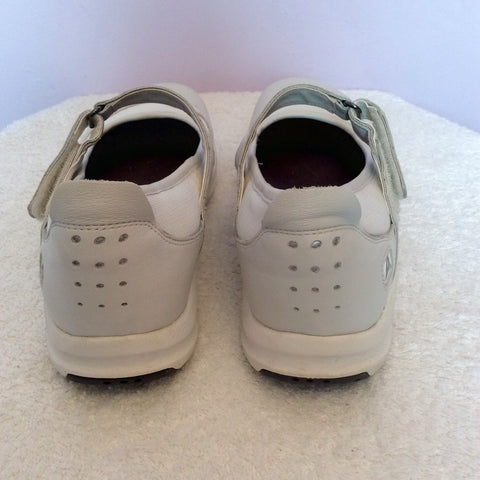 Clarks Wave Cruise White Comfort Shoes Size 6/39 - Whispers Dress Agency - Sold - 4