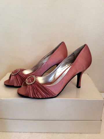 BRAND NEW LUNAR PINK SATIN PEEP TOE DIAMANTÉ TRIM HEELS SIZE 7/40 - Whispers Dress Agency - Womens Heels - 3