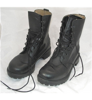 Brand New Black Leather Steel Toe Work Boots Size 7/40 - Whispers Dress Agency - Sold - 1