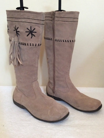 Roberto Vianni Beige Suede Tassel Trim Boots Size 7/40 - Whispers Dress Agency - Womens Boots - 1