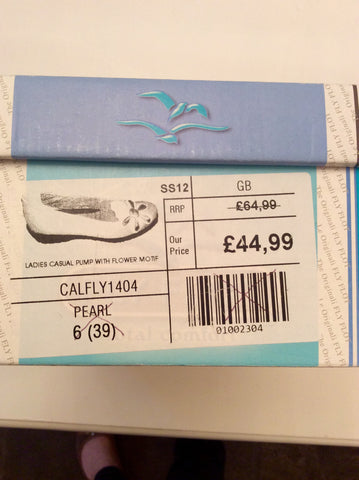 Brand New Fly Flot Pearl Leather Flat Comfort Shoes Size 5/38 - Whispers Dress Agency - Womens Flats - 4