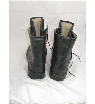 Brand New Black Leather Steel Toe Work Boots Size 7/40 - Whispers Dress Agency - Sold - 4