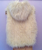 Monsoon Winter White Faux Fur Gilet Age 8-10 Yrs - Whispers Dress Agency - Girls Coats & Jackets - 2