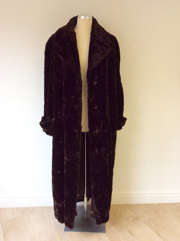 LA MAISON DE LA FAUSSE FOURRURE DARK BROWN FAUX FUR COAT SIZE L - Whispers Dress Agency - Womens Coats & Jackets - 8