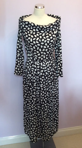 Vintage Jaeger Black & White Print Wide Neck Dress Size 10 - Whispers Dress Agency - Sold - 1