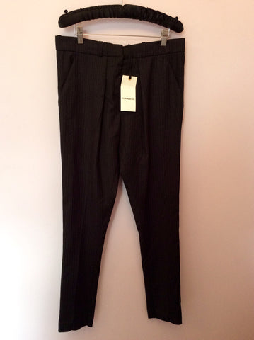 Brand New Diabless Charcoal Grey Pinstripe Wool Tapered Trousers Size 12 - Whispers Dress Agency - Womens Trousers - 1