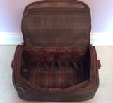 Mulberry Scotchgrain Dark Green & Brown Leather Trim Vanity Case With Strap - Whispers Dress Agency - Sold - 6