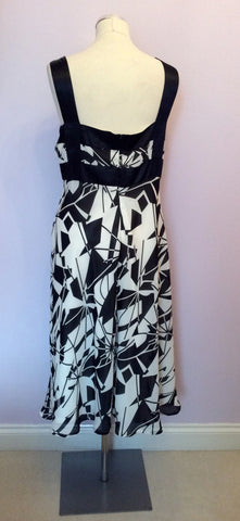 ROMAN ORIGINALS BLACK & WHITE PRINT DRESS SIZE 18 - Whispers Dress Agency - Sold - 2