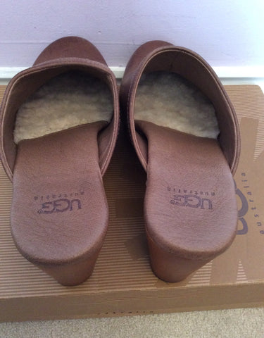 NEW IN BOX UGG LIGHT CHOCOLATE ABBIE CLOGS SIZE 3.5/36 - Whispers Dress Agency - Womens Mules & Flip Flops - 6